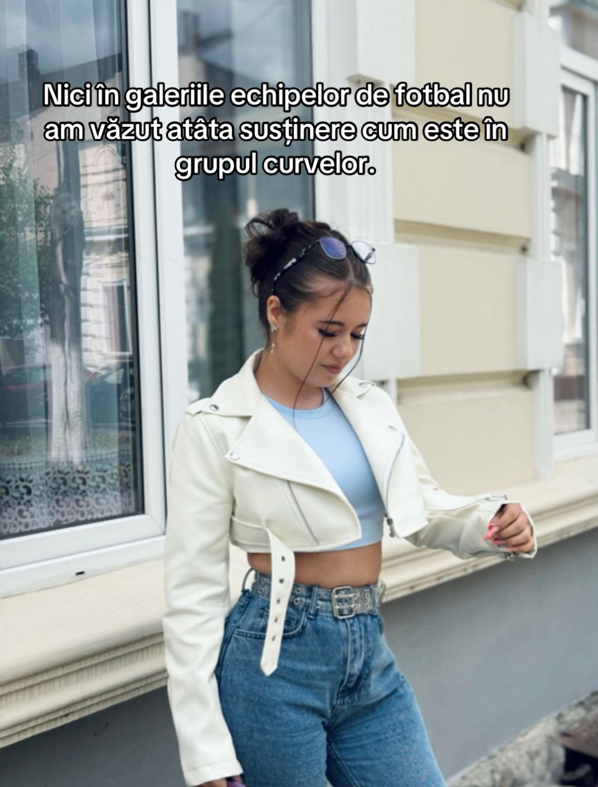 @𝓒𝓻𝓲𝓼𝓽𝓲𝓷𝓪