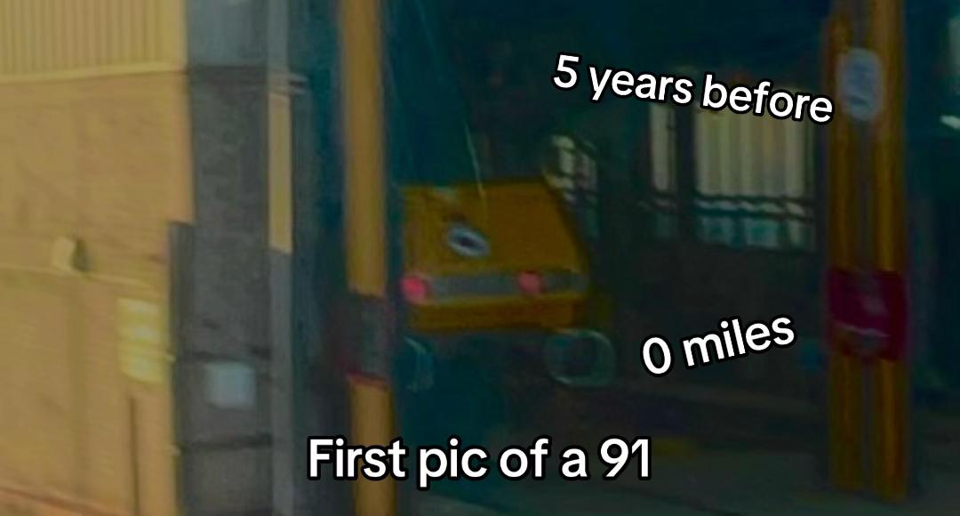 @Bus and train enthusiast📸