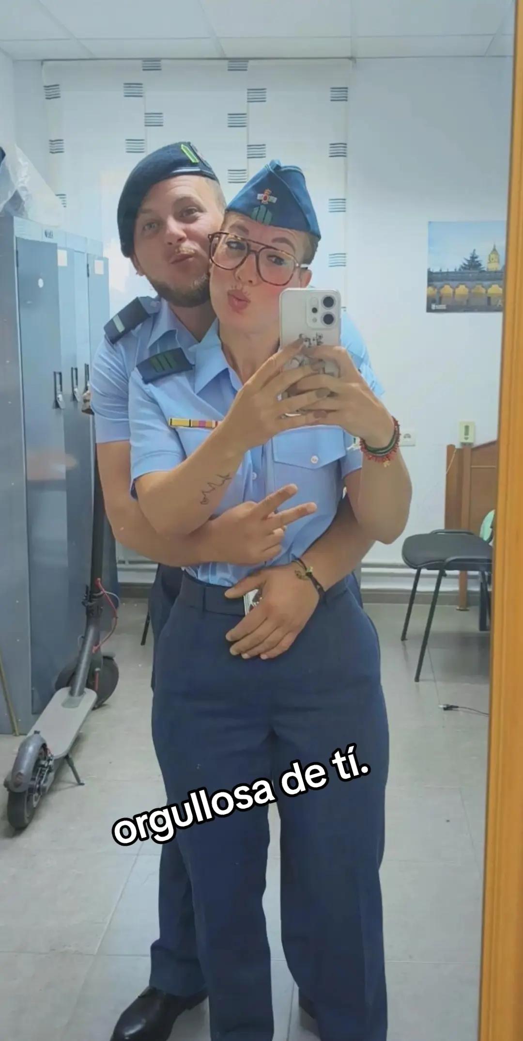 @nmonred