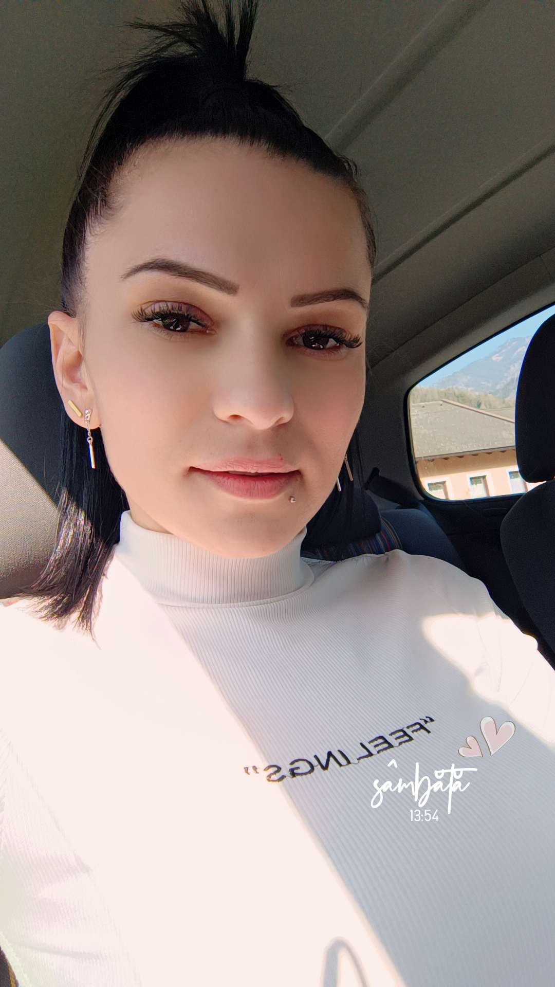 @yasmyna