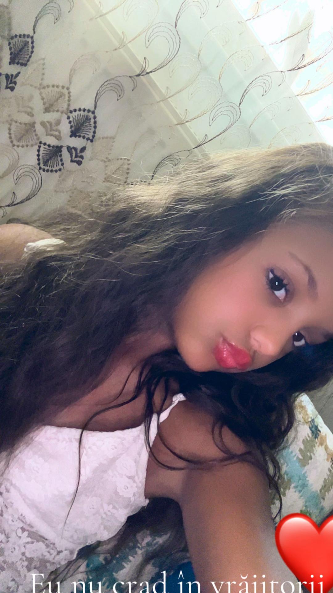 @𝑴𝒆𝒍𝒊𝒔𝒂🦋