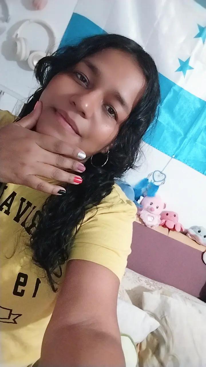 @Dayana 🇭🇳🫶🇪🇦
