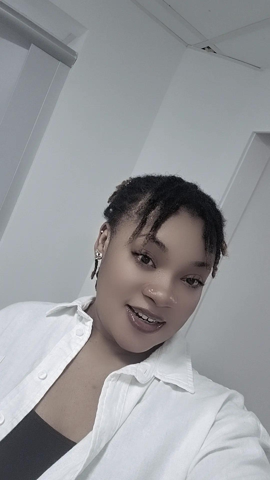@Firstlady05