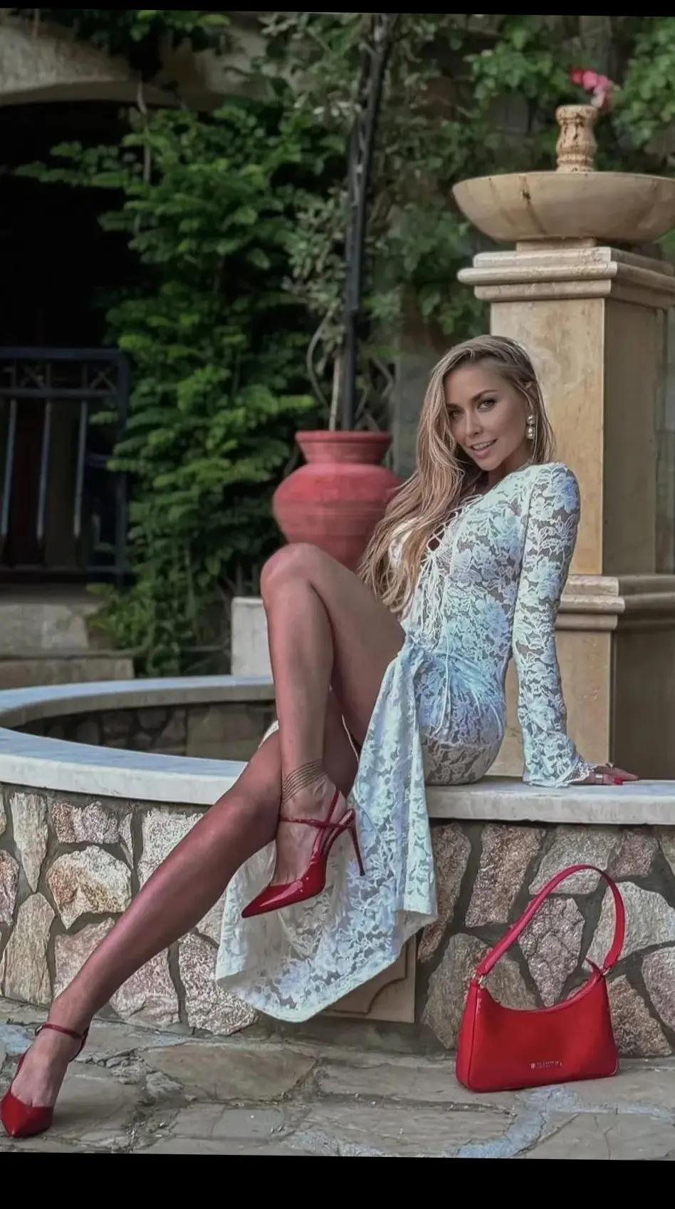 @Klára