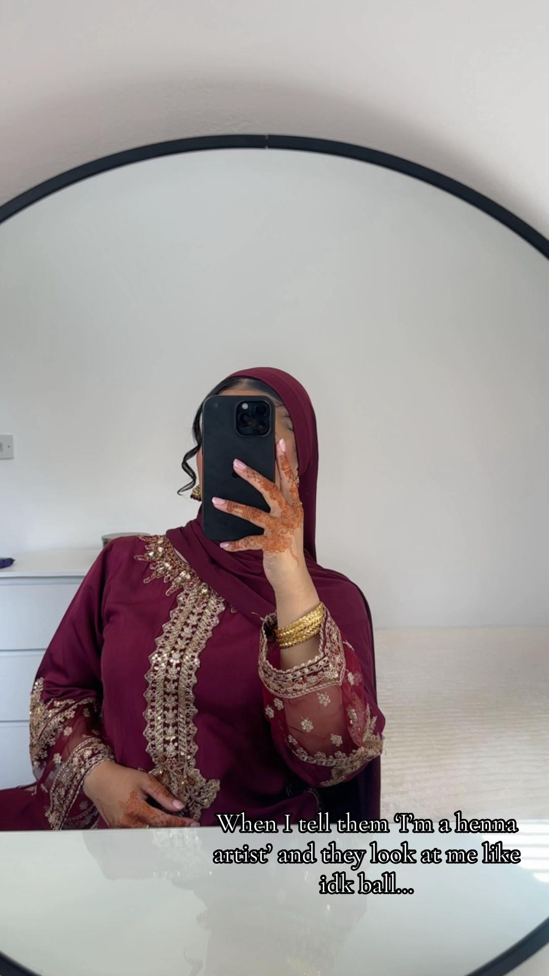 @Aamina🤍