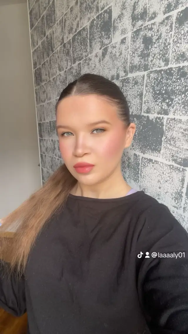 @laaaaly01