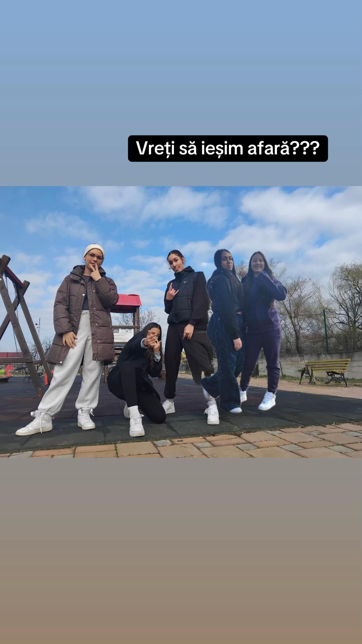 @_aad1na_