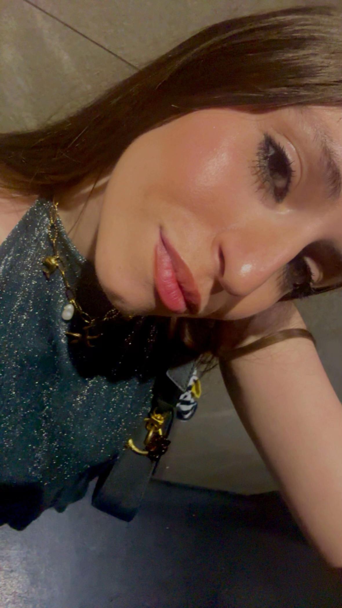 @elenita💋