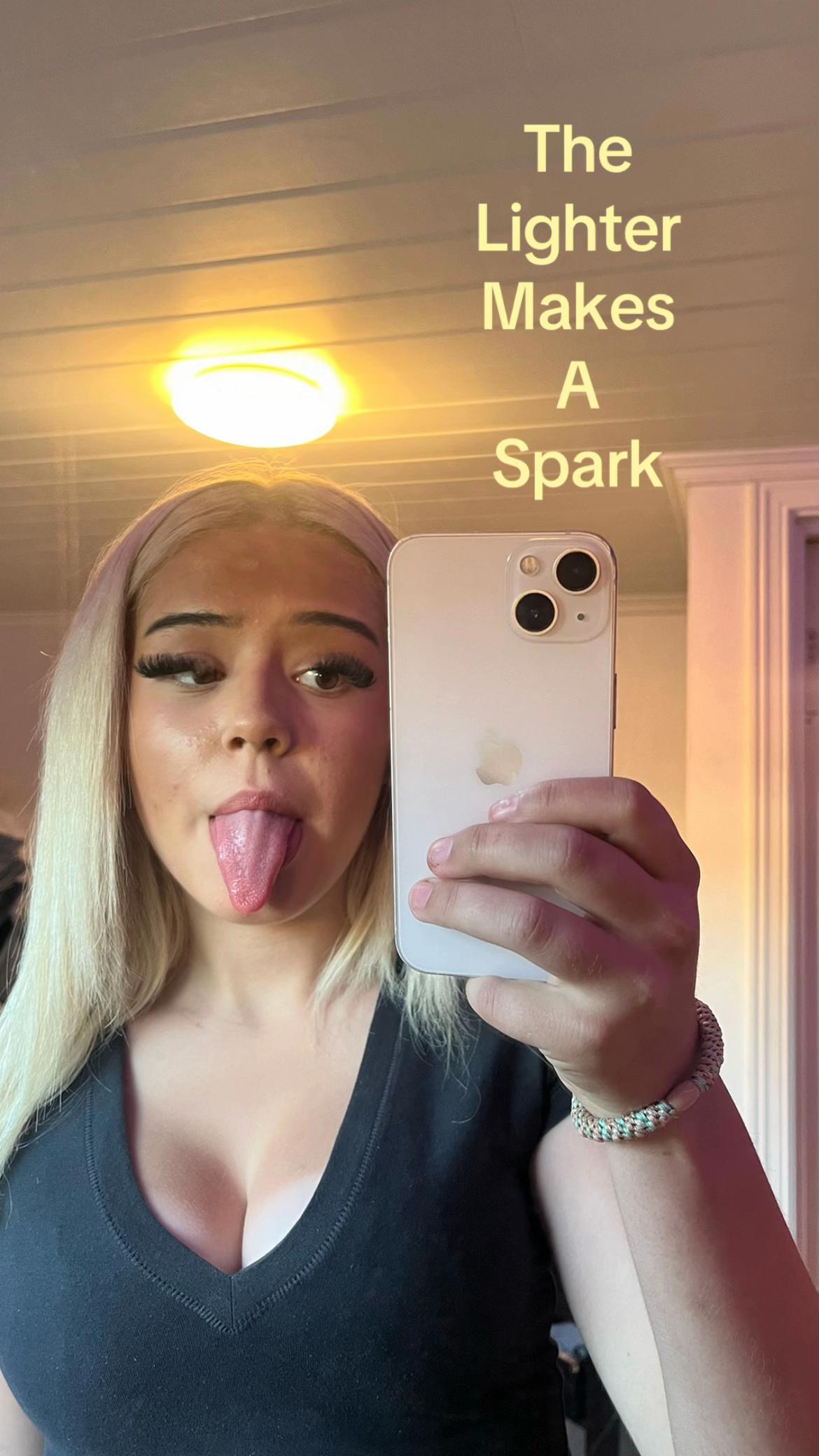 @🐇