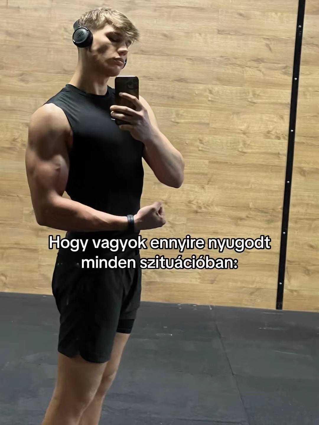 @Molnár András