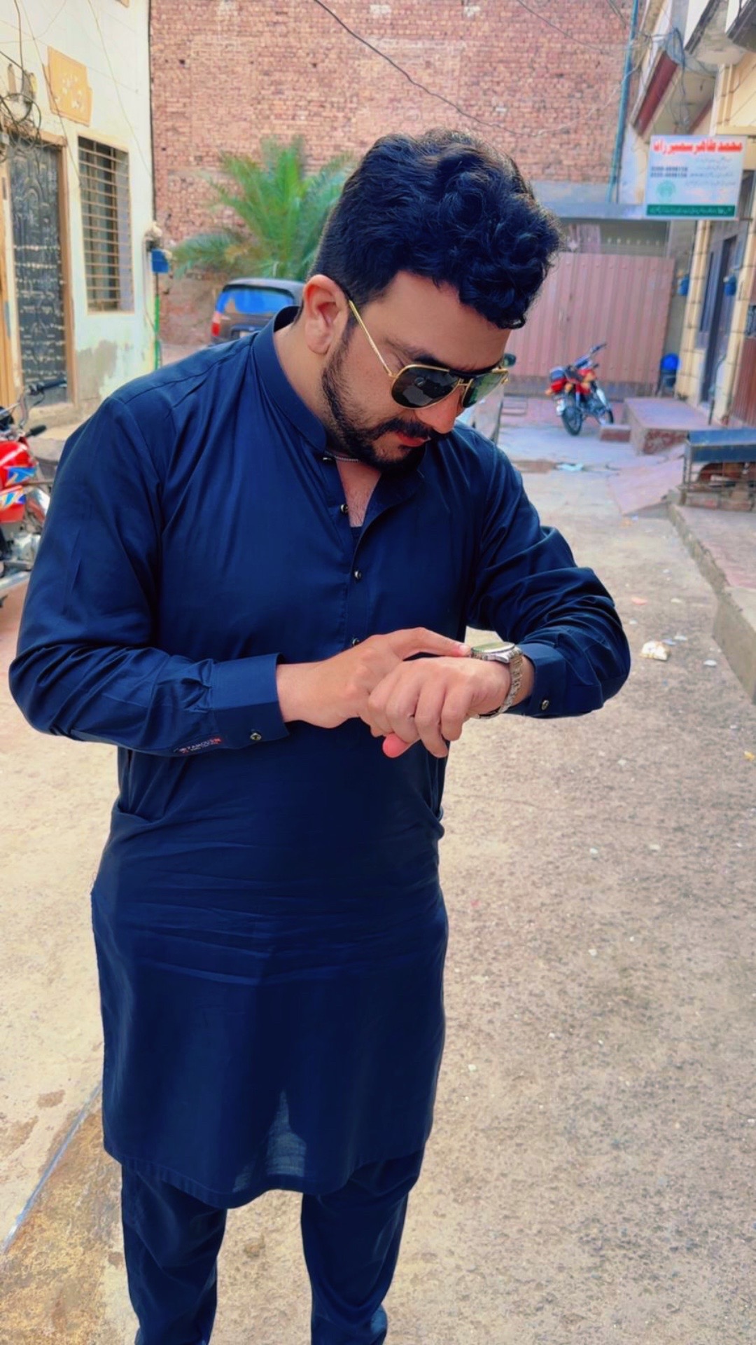 @It’s Abaan Sheikh 😎