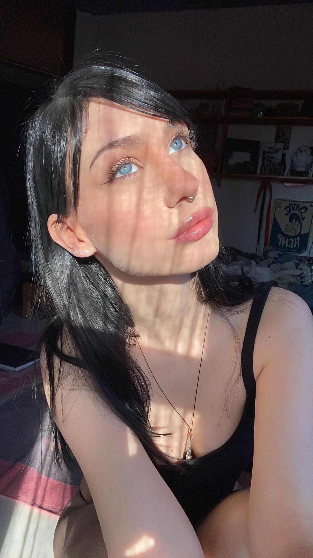@tessa👧🏻