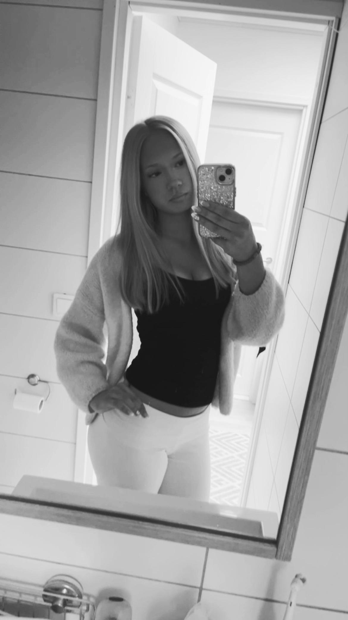 @erika