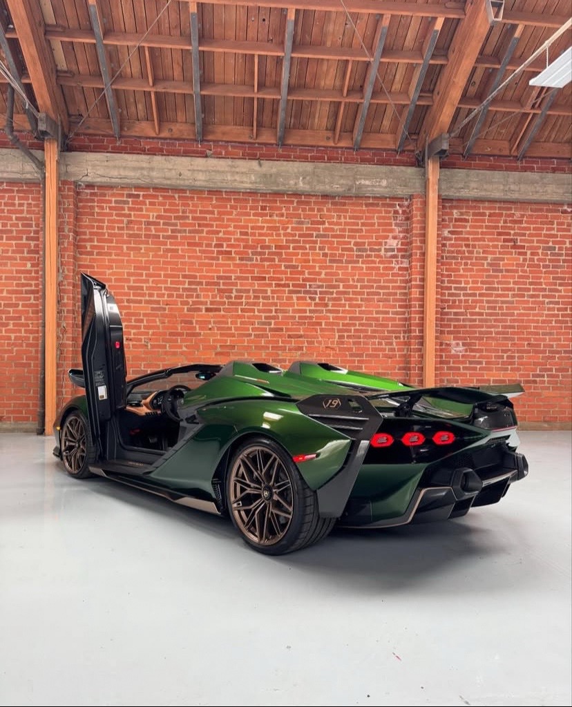 @carnewon
