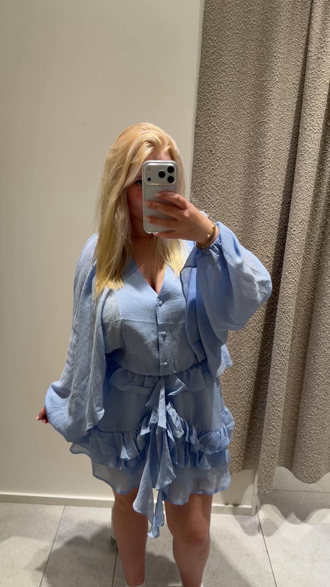 @Ellen M.