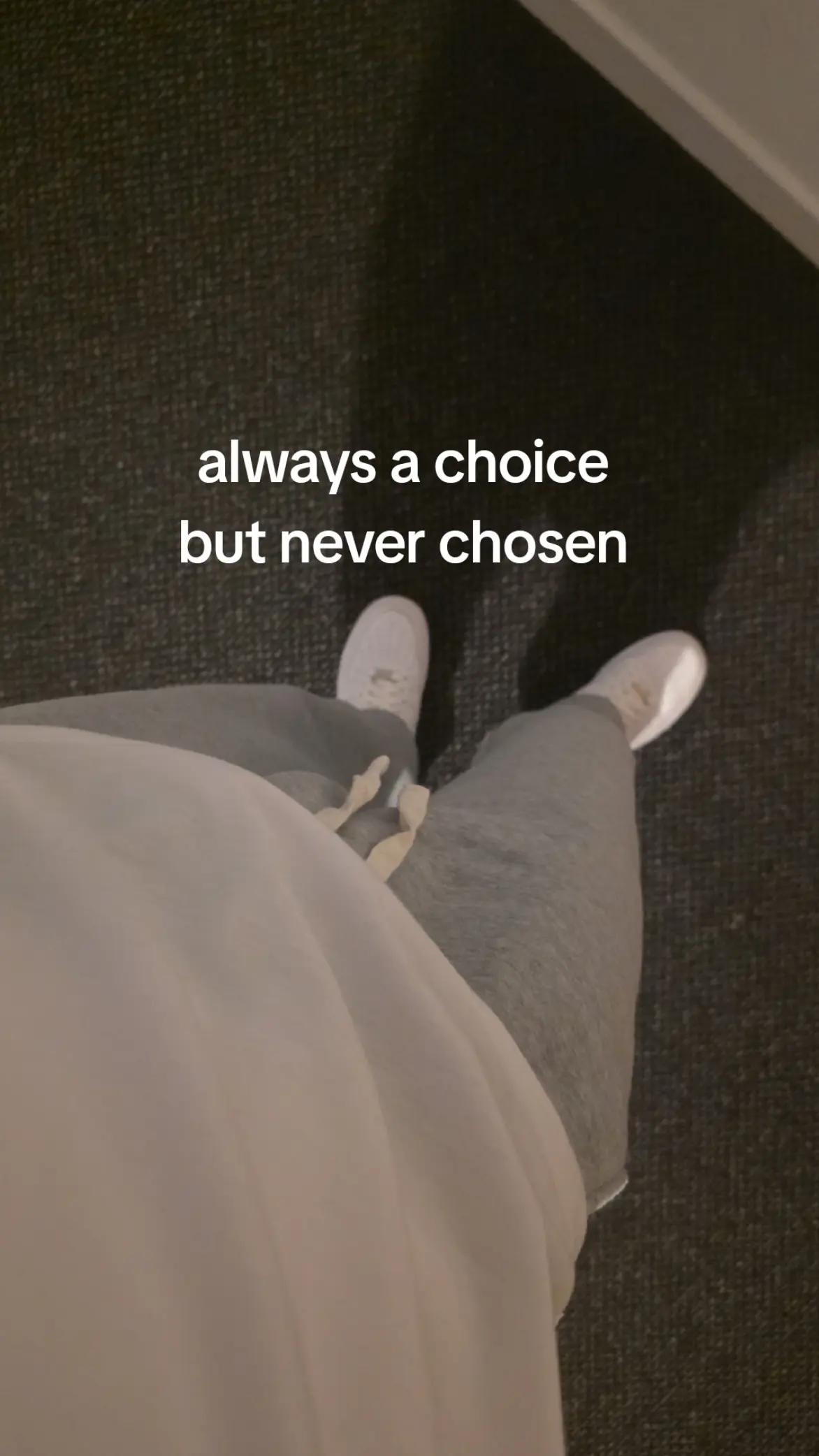 @⃟