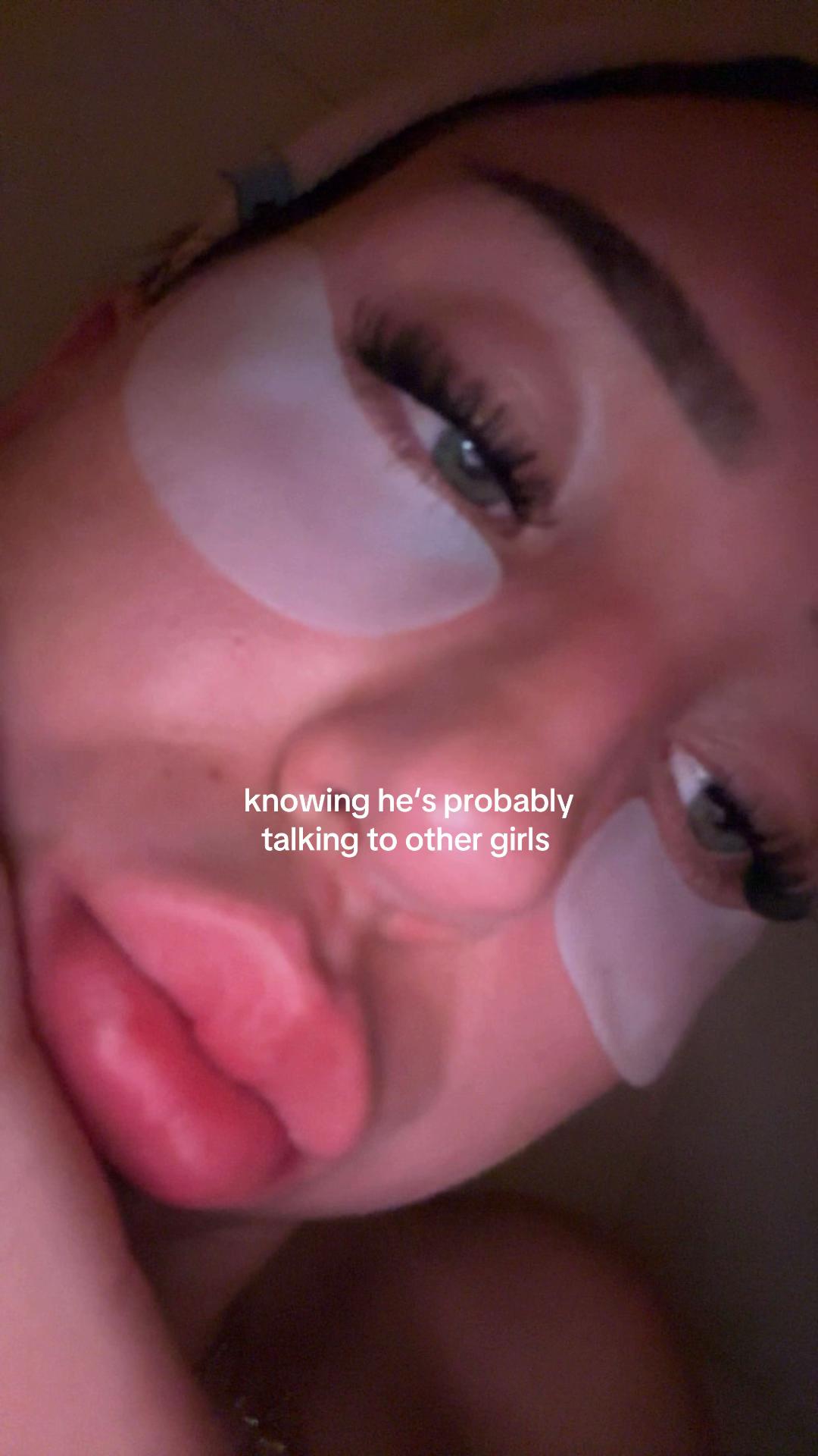 @lara ꨄ