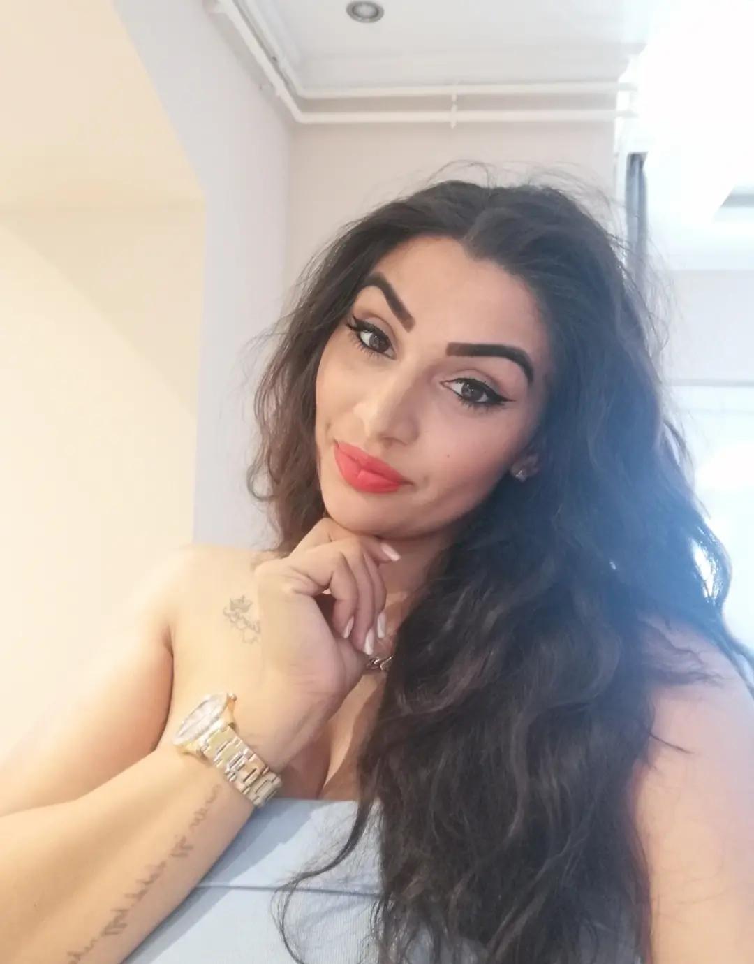 @Vani Vanessza🧭🌓🌪🩷