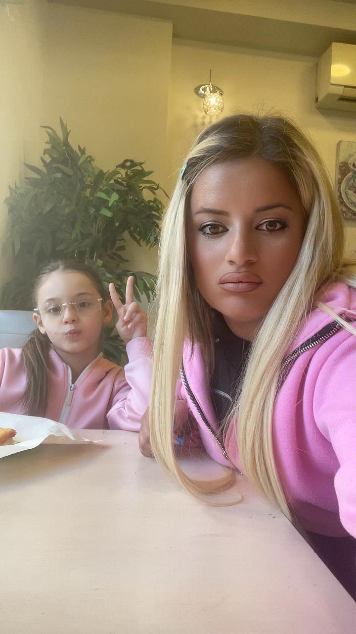 @Valozza barbie 1997