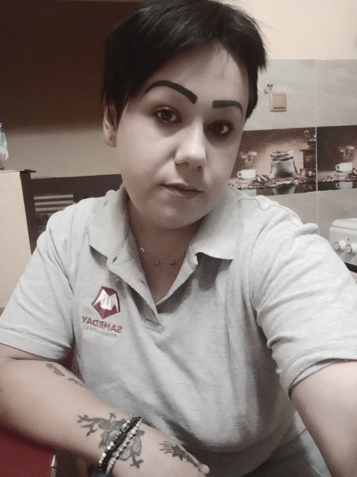 @KINGA ✓