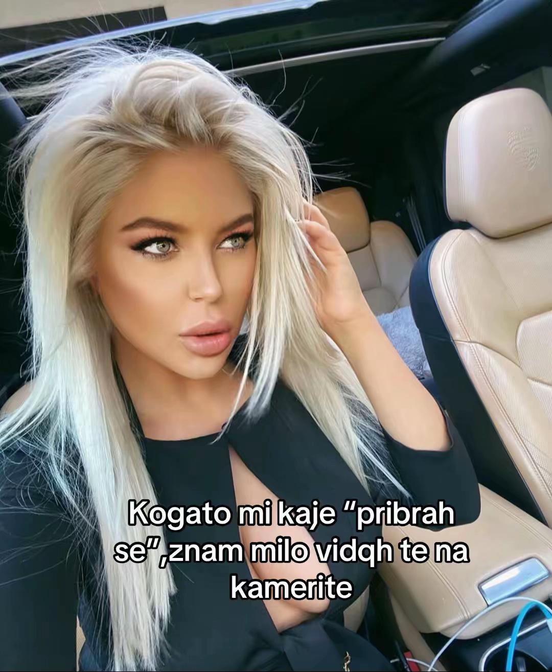 @👩&zwj;🎤
