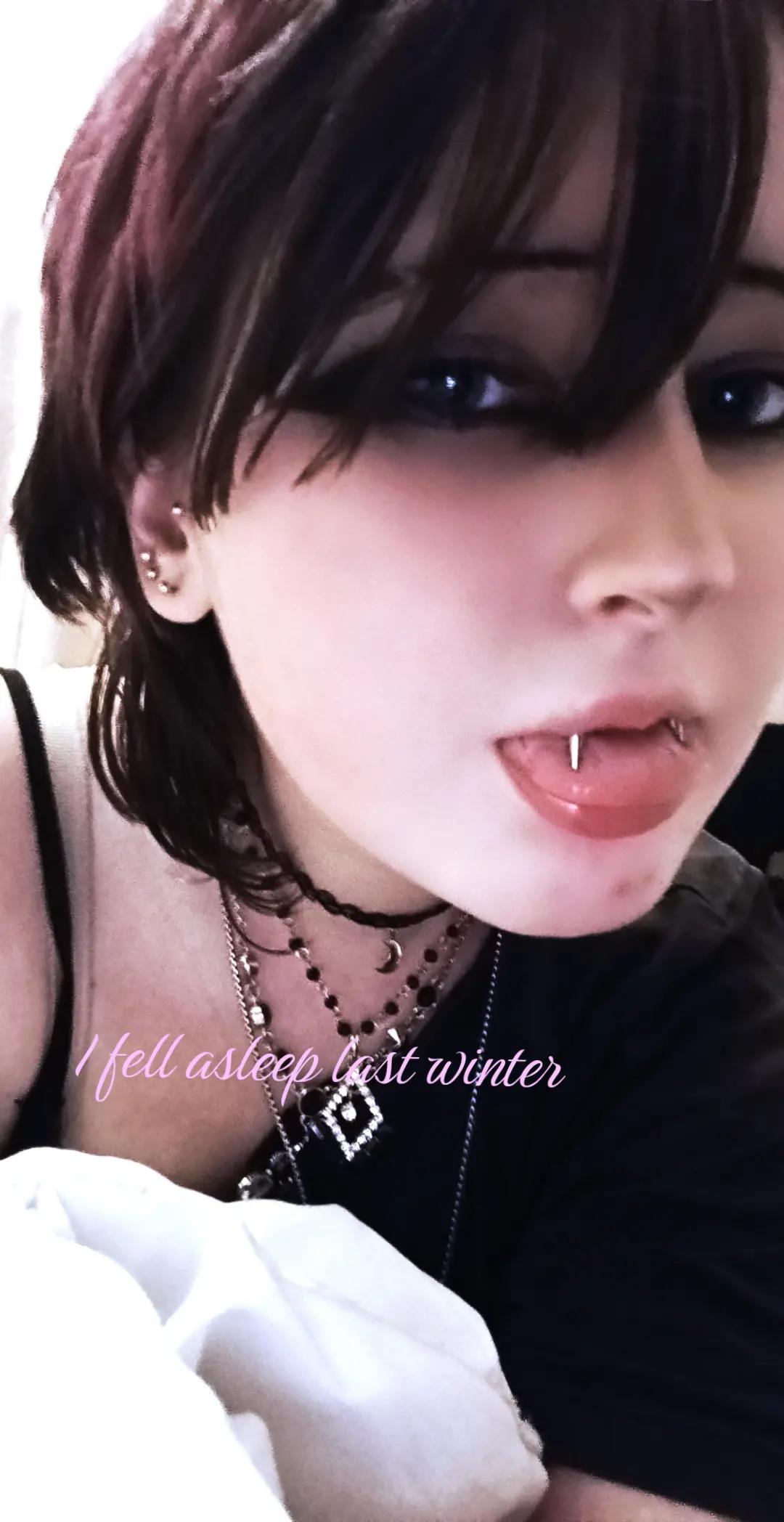 @Alie_alt