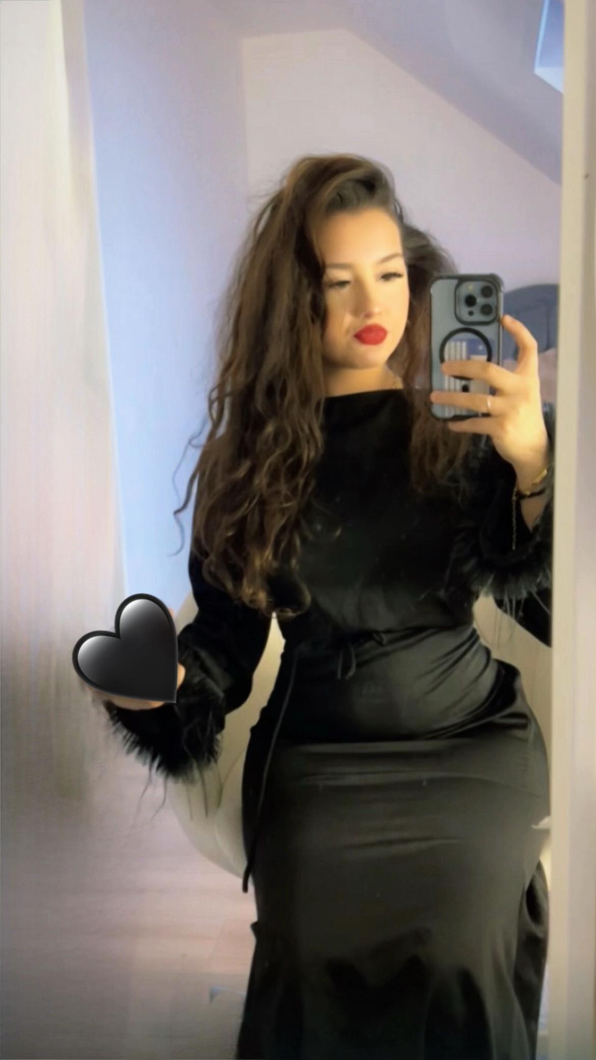 @𝒜𝓃ℯ𝓁𝓎𝓈
