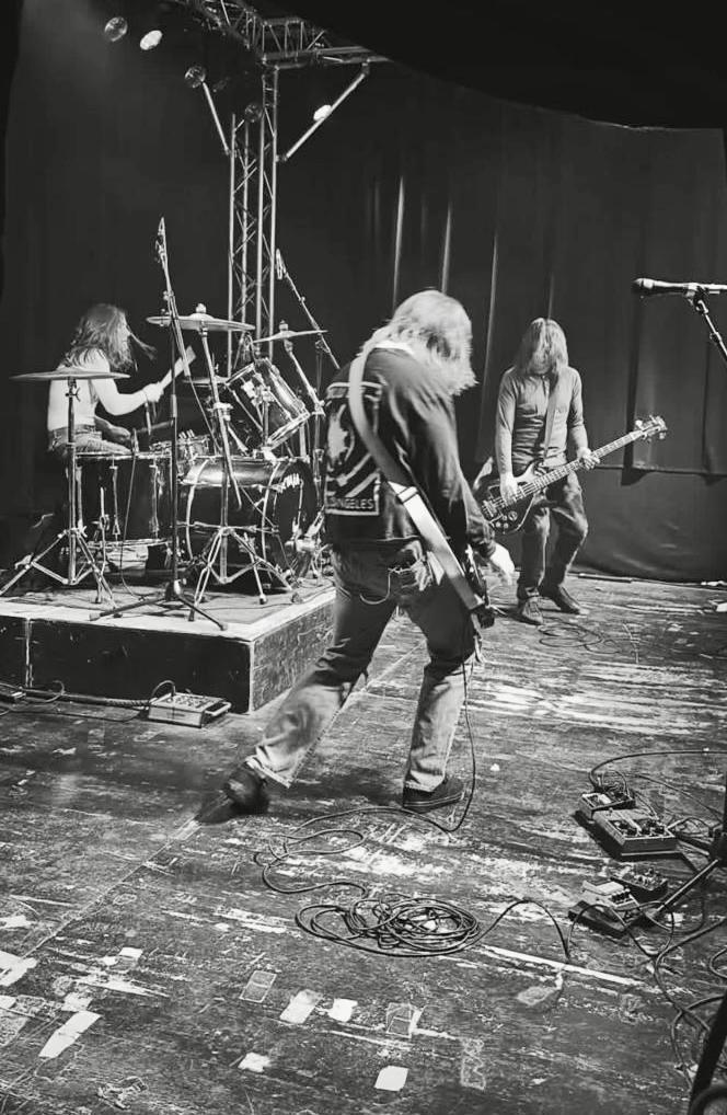 @nirvana_uk