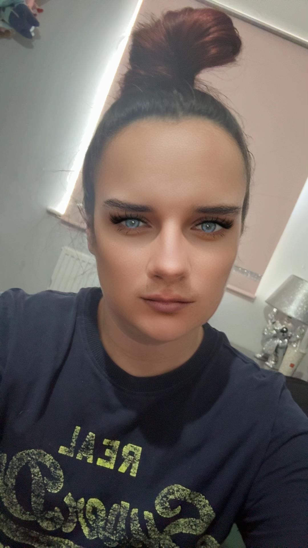 @queen.betty.bee