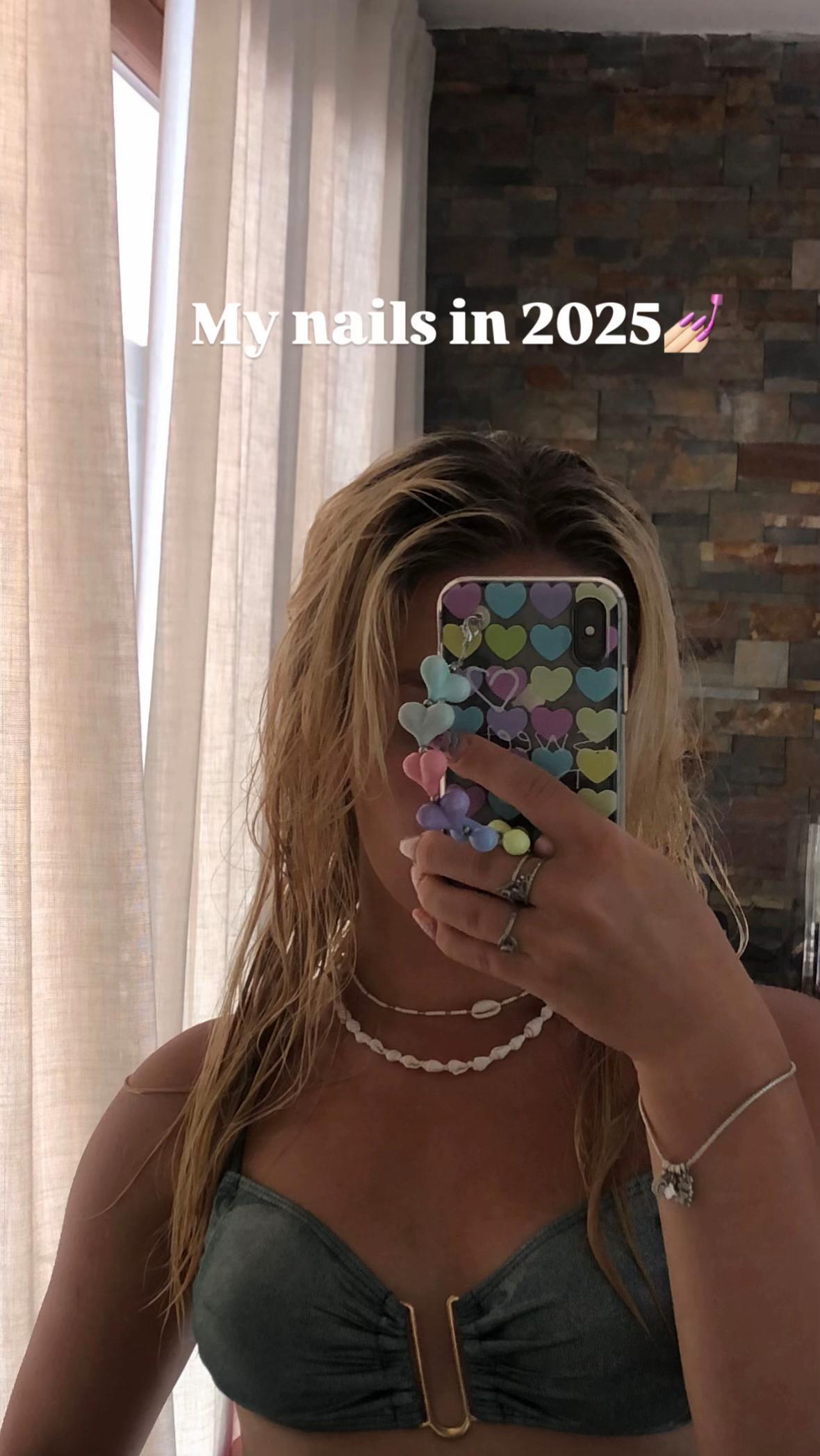 @Laura Văideanu