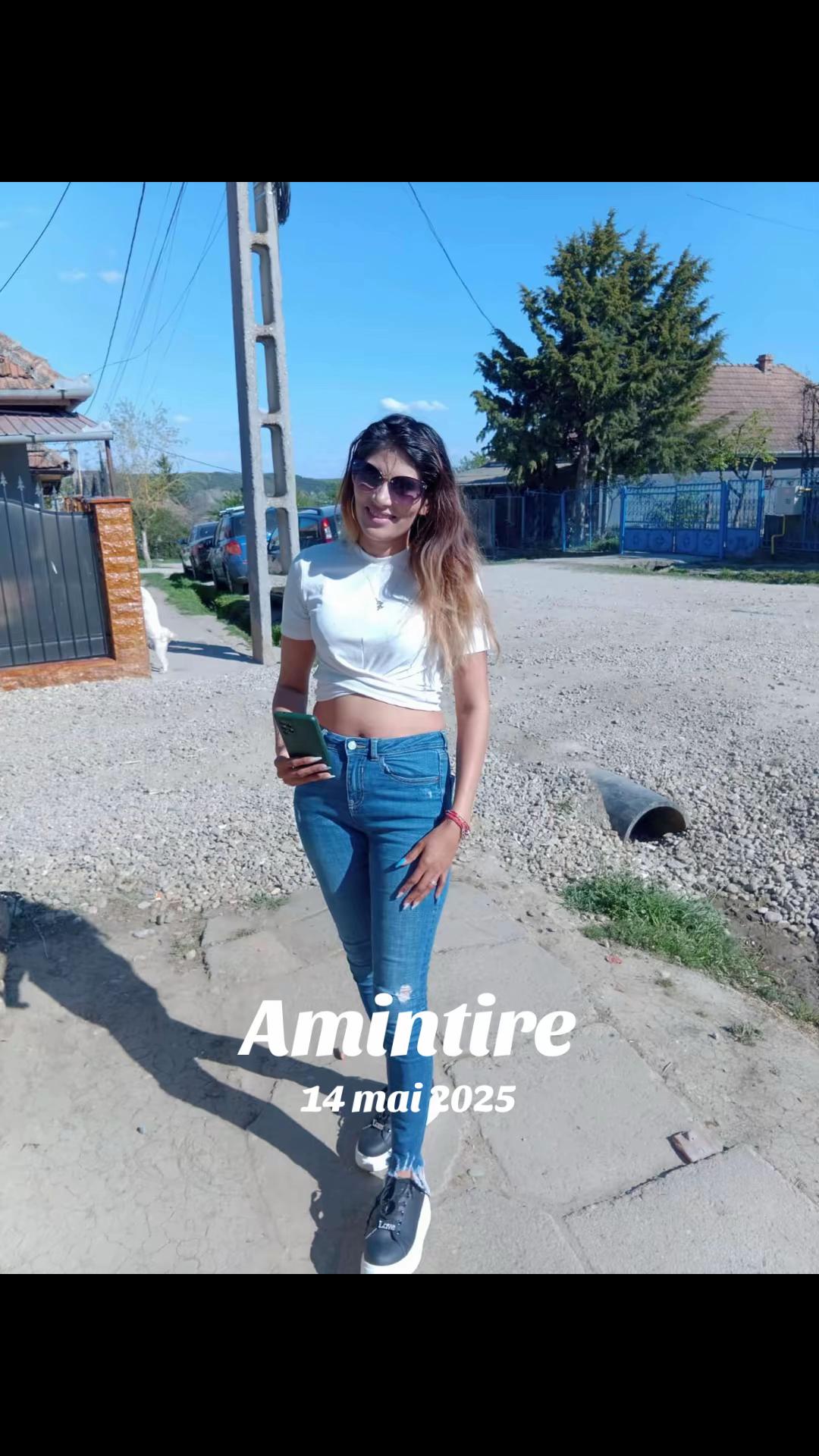 @💞💞Laura brunețica👑 👑
