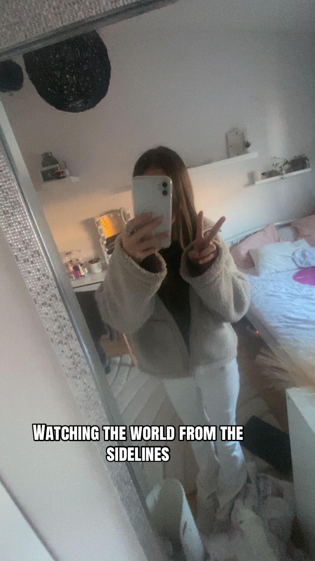 @𝒞𝓁𝒶𝓇𝒶🪽