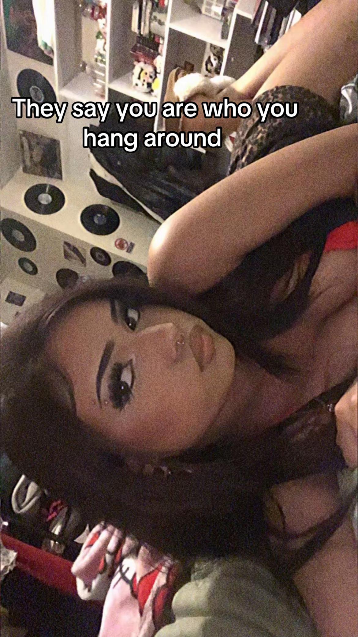 @𝕿