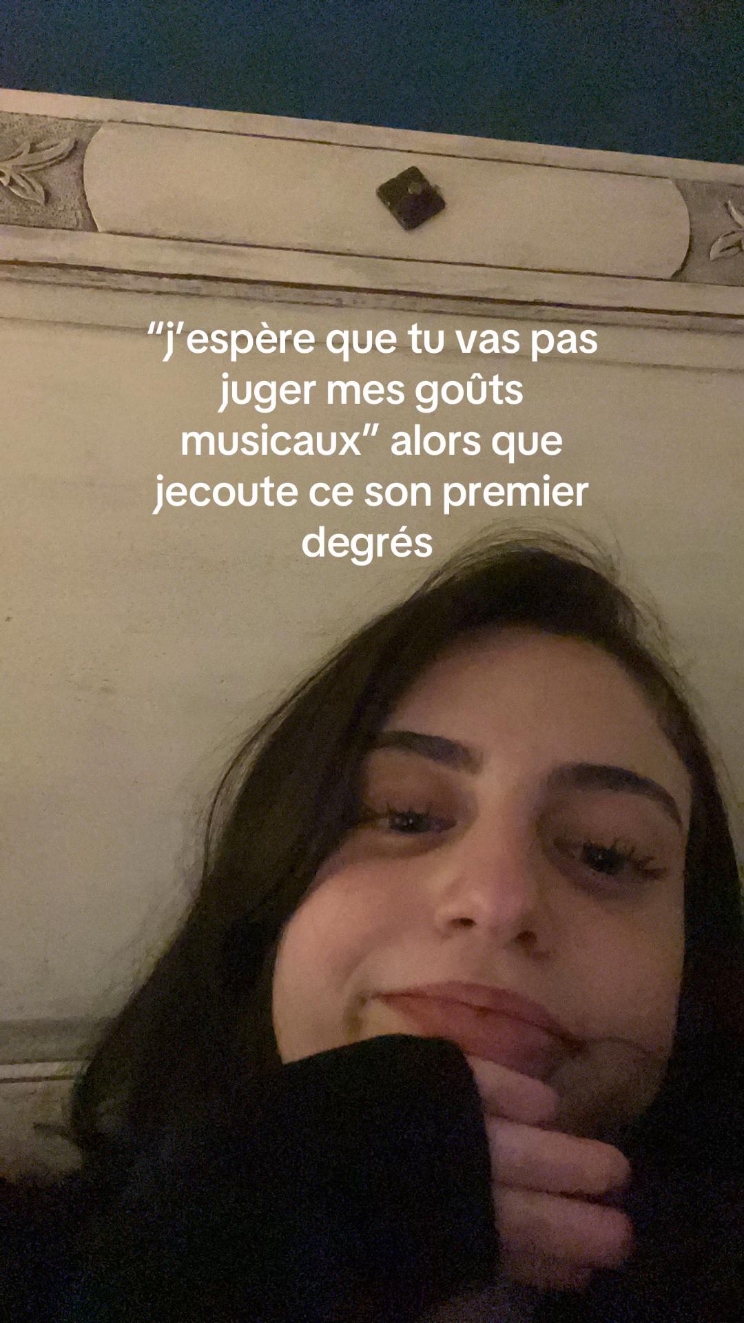 @chlochlo