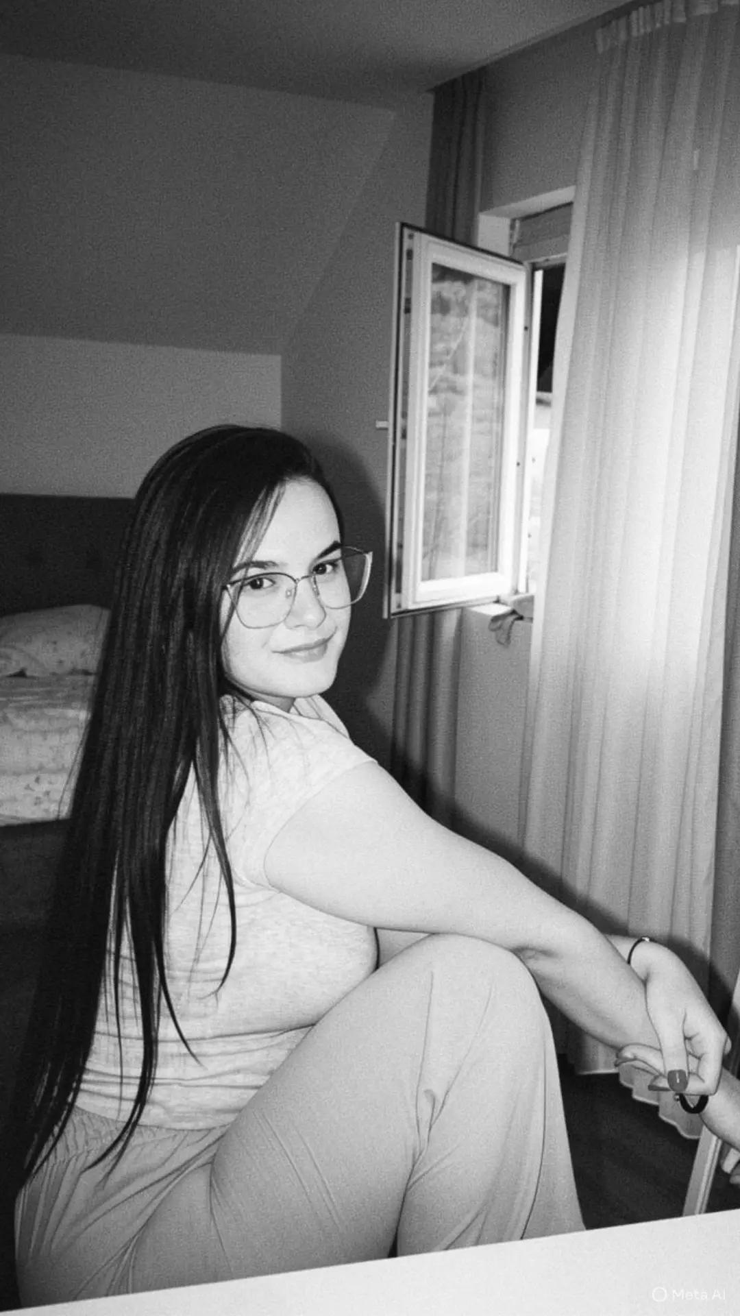@Emina Kahriman