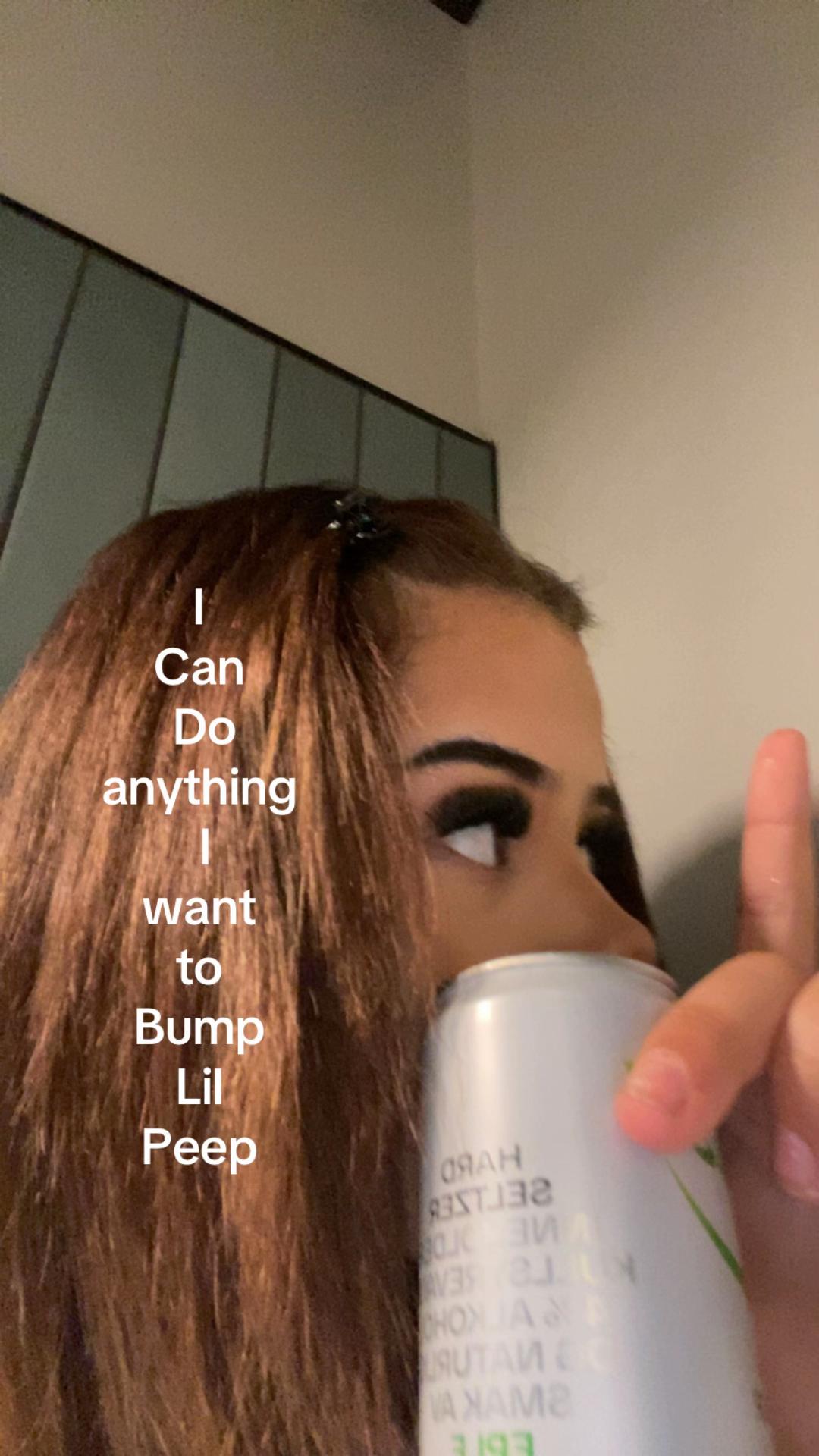 @Selina Olivia🌟