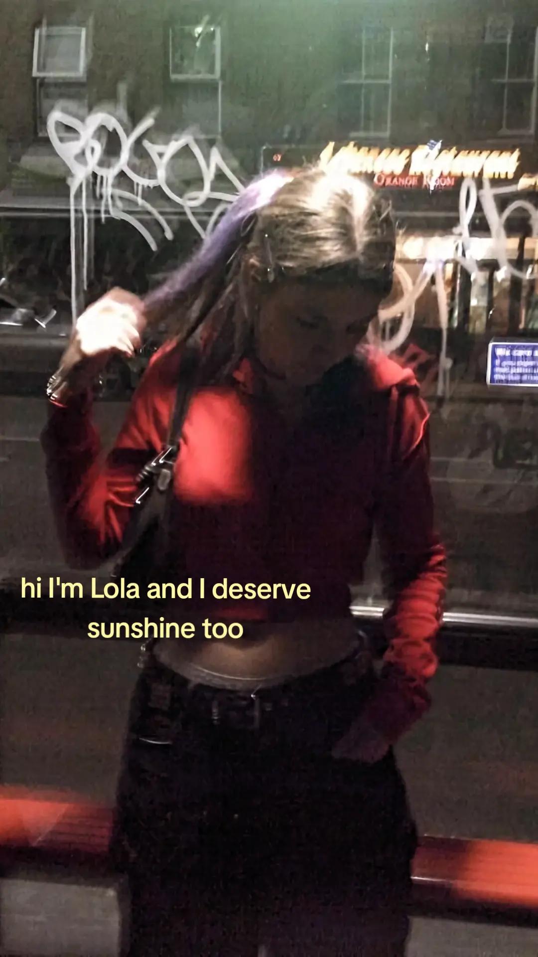 @lola*ੈ✩‧₊˚