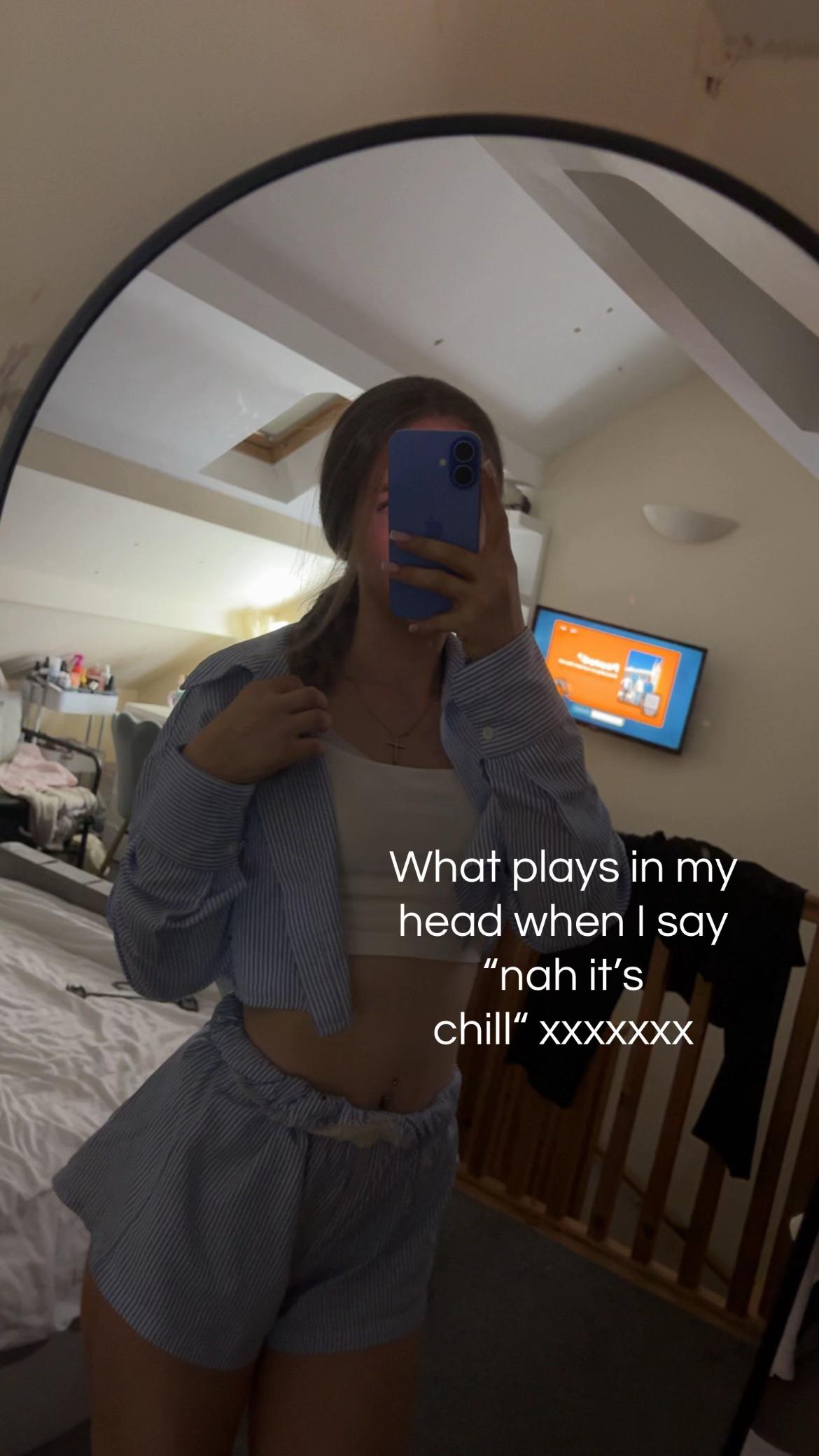 @Holls