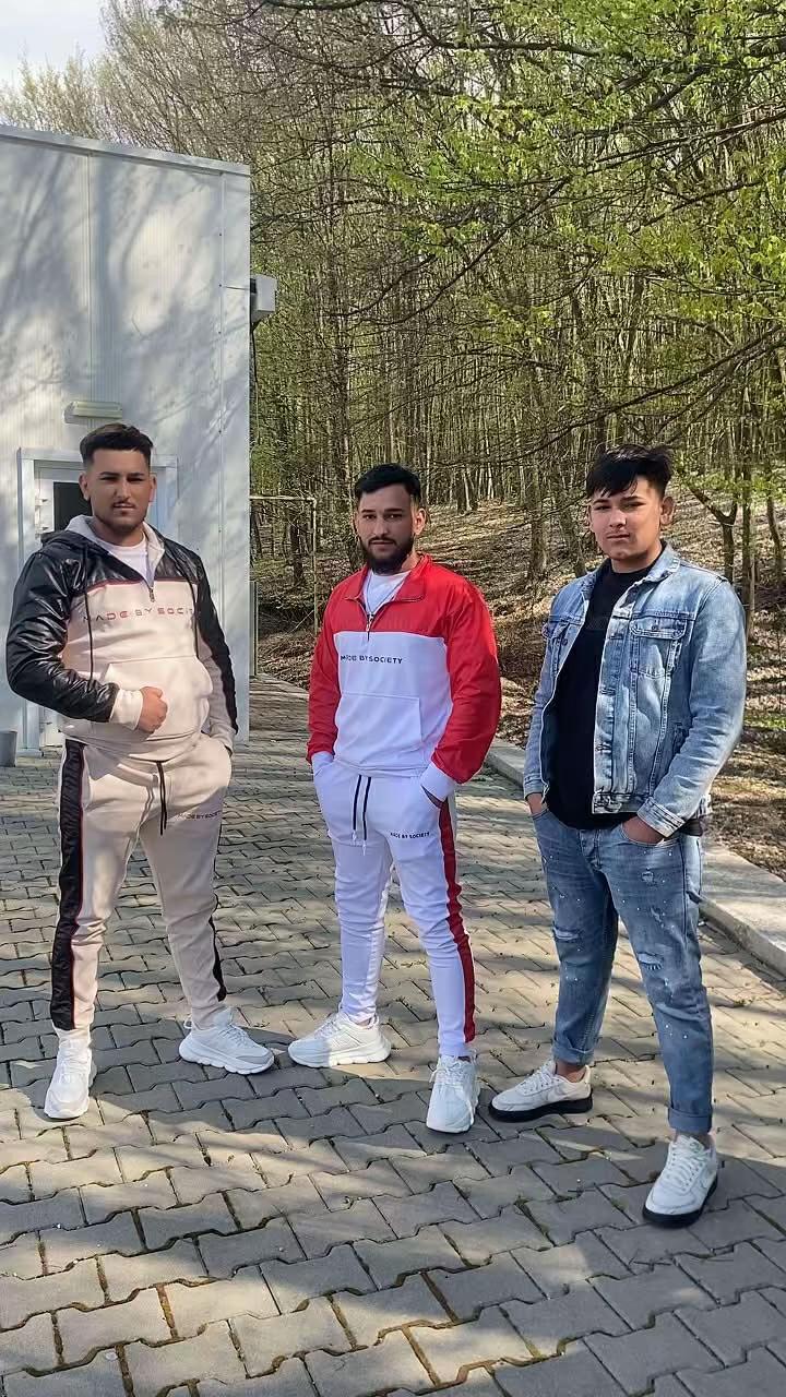 @Mir🤍