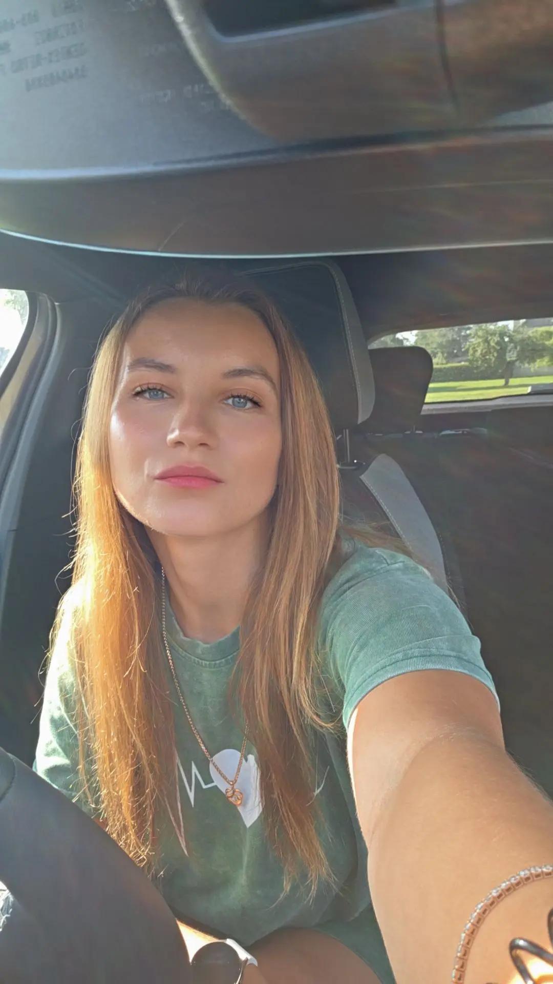 @𝓝𝓮𝓻𝓲𝓷𝓰𝓪 🧸