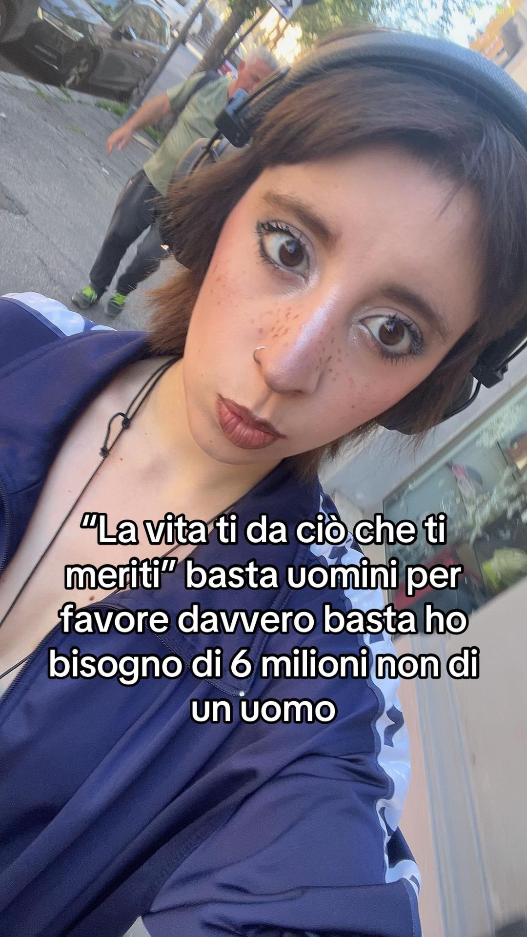 @🪽