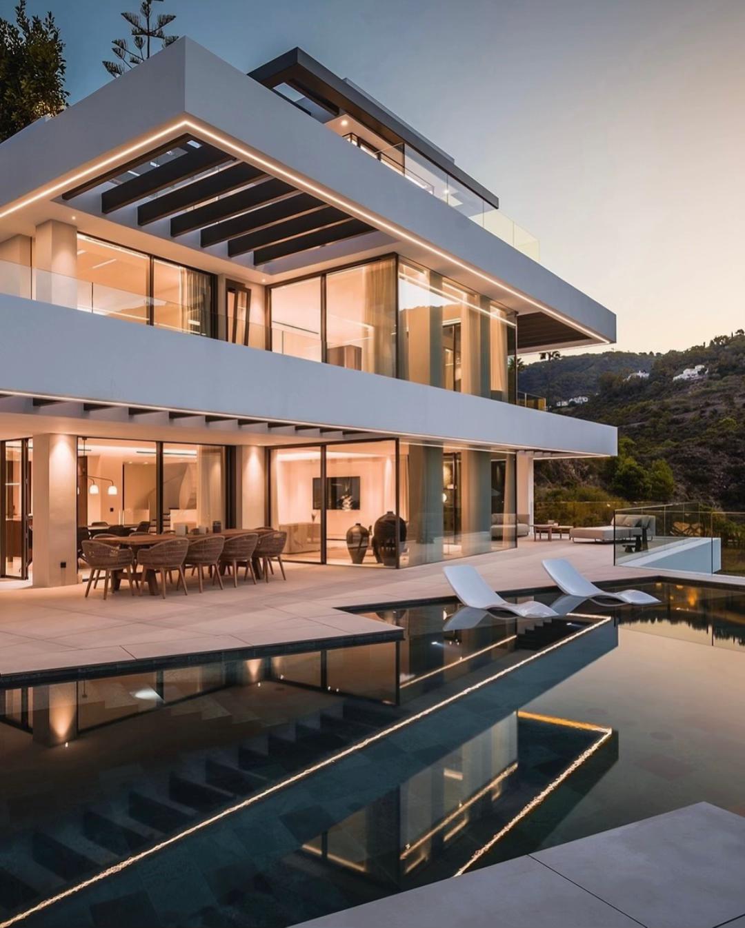 @Listings By The Portfolio
