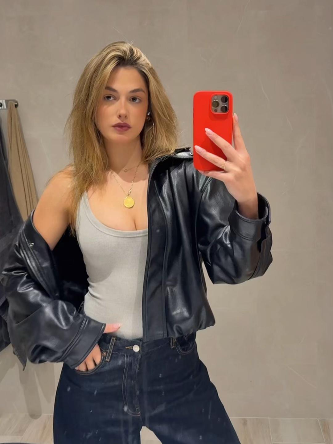 @carlota