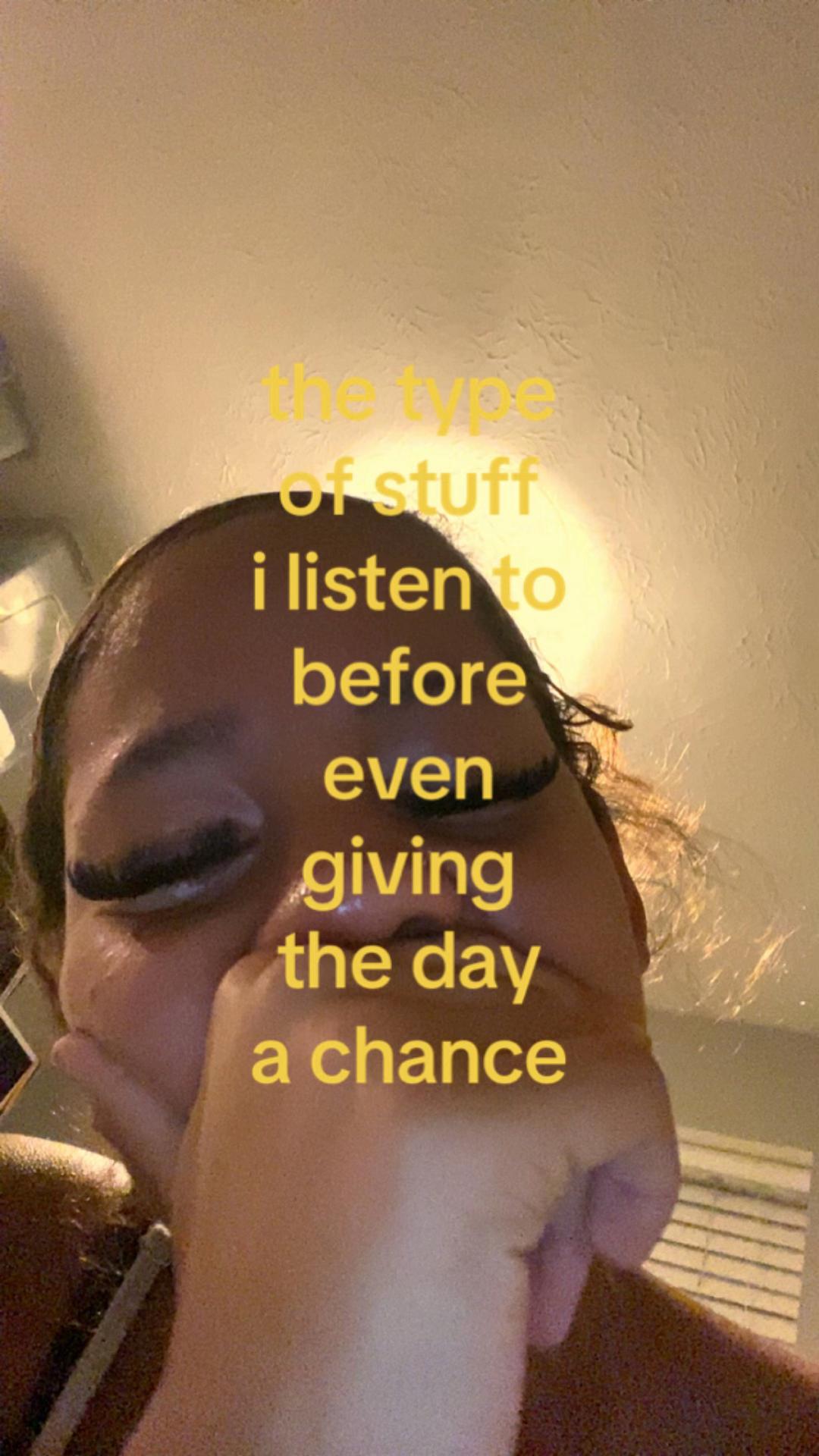 @👻