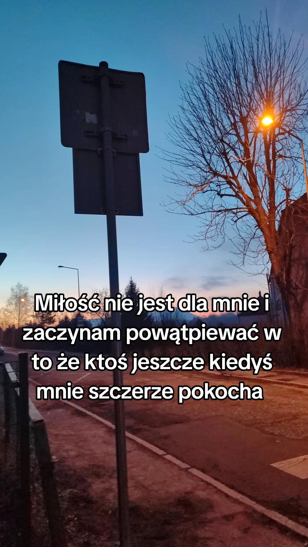 @Żmija