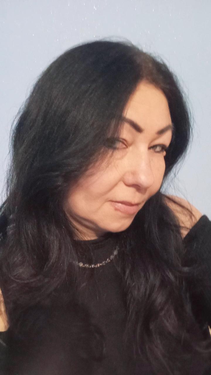 @Oxana Gromovaoxi