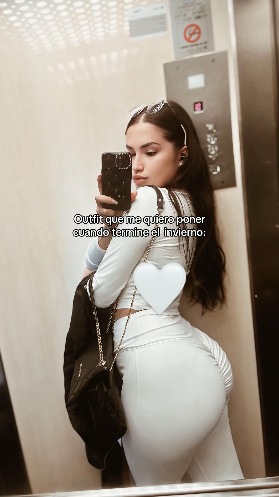 @Lucía Yáñez๐