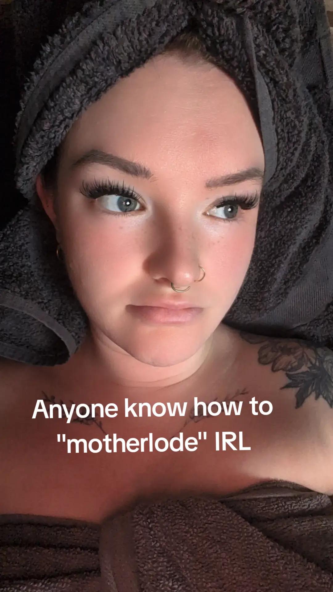 @Gothicpotato_