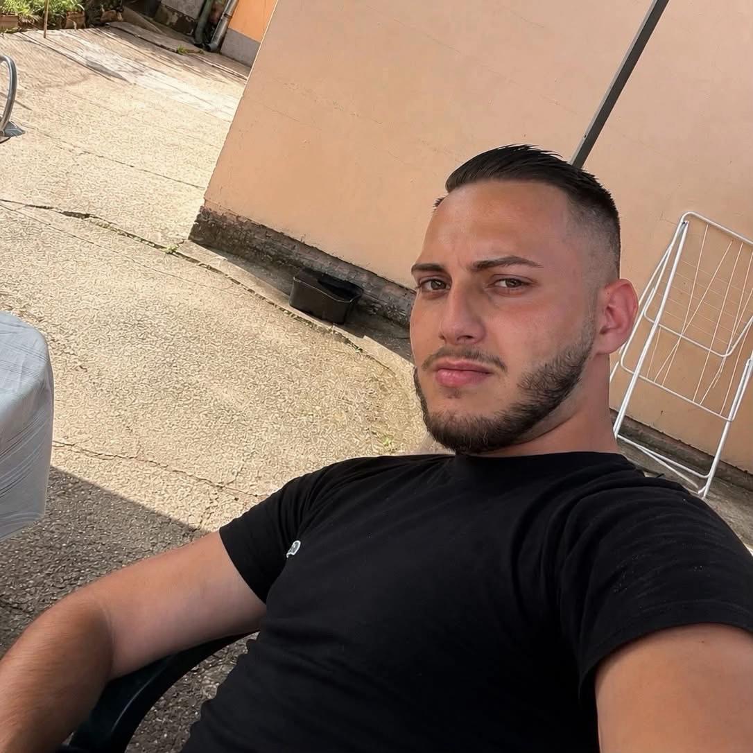 @KÖKÈNY_HENRIK