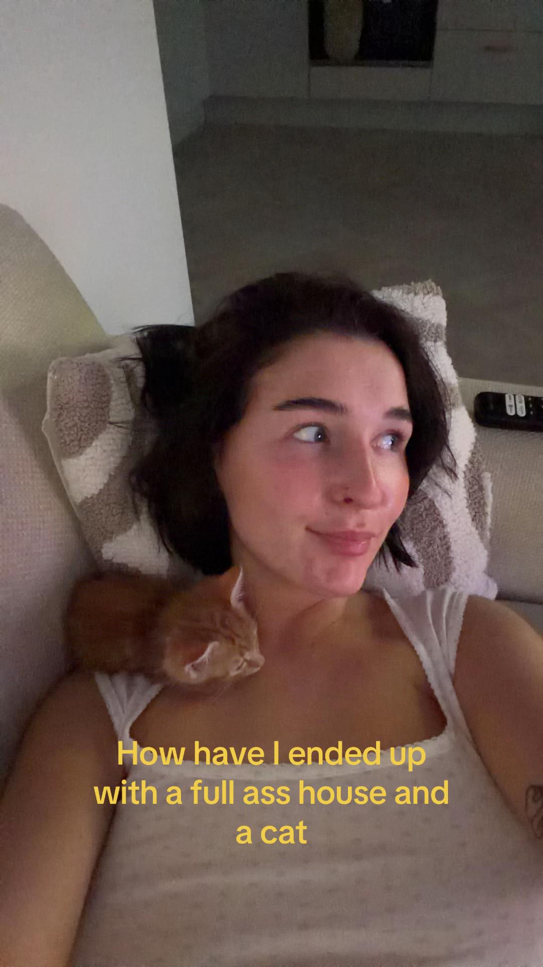 @weebobbedlesbian